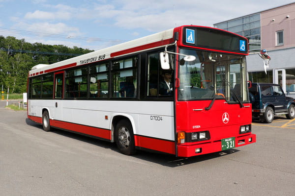 本社車庫へ入庫<