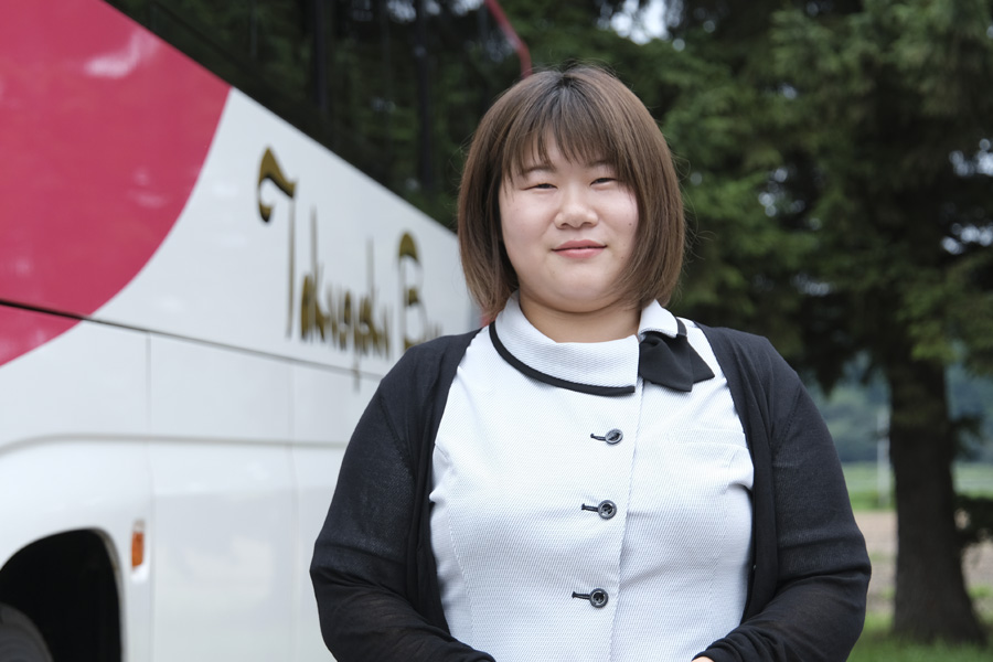 女性運転手にインタビュー