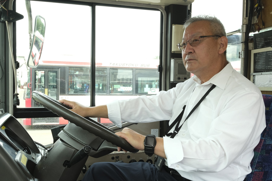 ベテラン運転手にインタビュー
